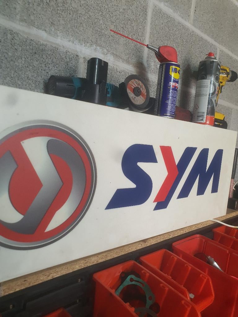Tgb licht bord en sym licht bord 220 volt, Fietsen en Brommers, Brommeronderdelen | Scooters, Ophalen, Zo goed als nieuw, Overige merken