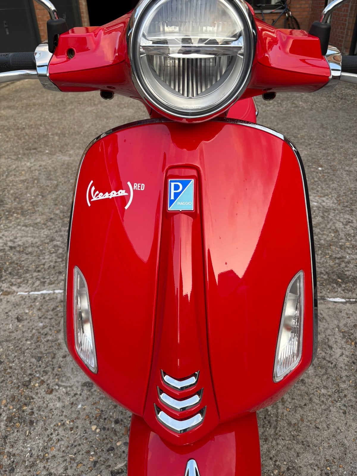 Vespa Red Edition – Klasse A – 1.635 km, Fietsen en Brommers, Ophalen, Overige modellen, Klasse A (25 km/u), 49 cc