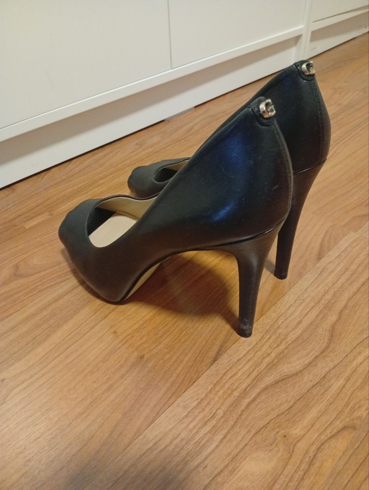 Guess Peeptoe Pumps 40, Kleding | Dames, Ophalen, Pumps, Guess, Zwart