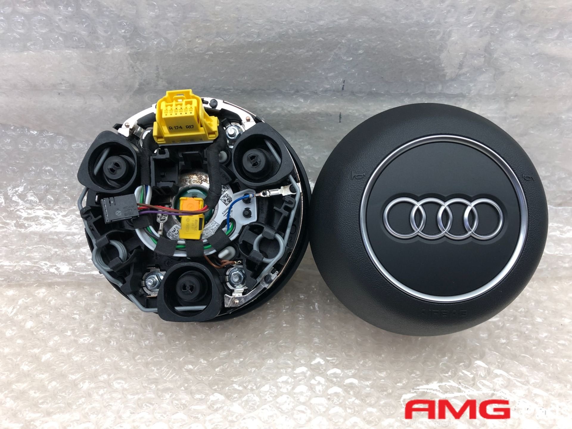 Audi A3 Q2 Q3 S Line Stuur Airbag 81A880201L, AUDI AG, Audi, Kundenbetreuung@audi.de, Nieuw