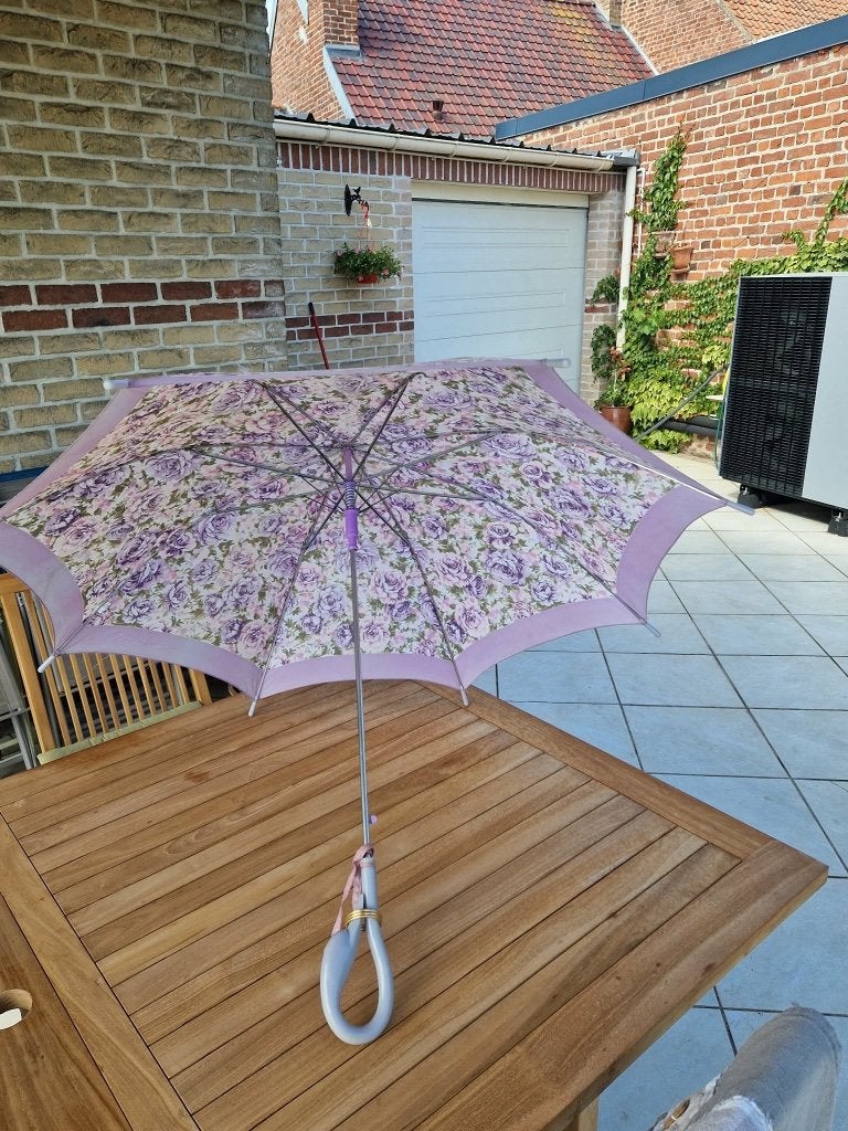 Parapluie rétro Vanderbilt, Bijoux, Sacs & Beauté, Parapluies, Enlèvement ou Envoi, Comme neuf, Violet
