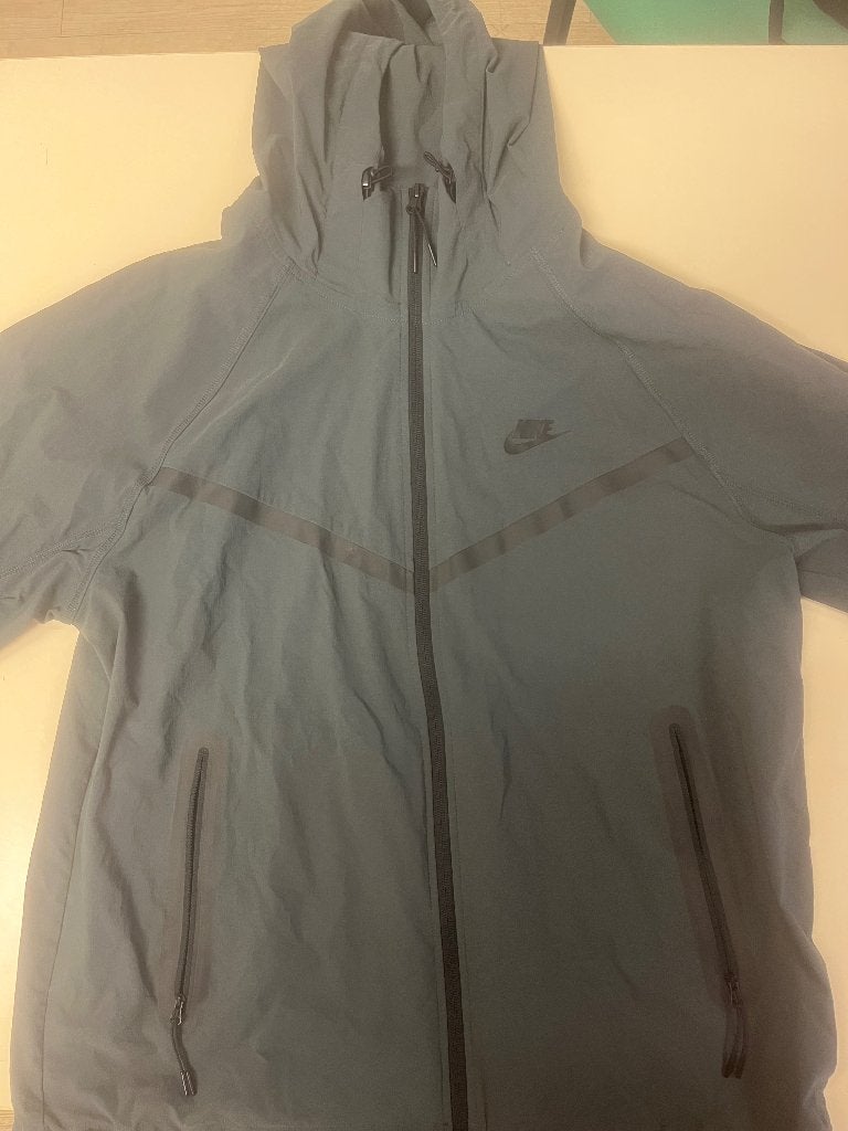 Veste Nike, Kleding | Heren, Truien en Vesten, Ophalen, Nike, Zo goed als nieuw, Grijs
