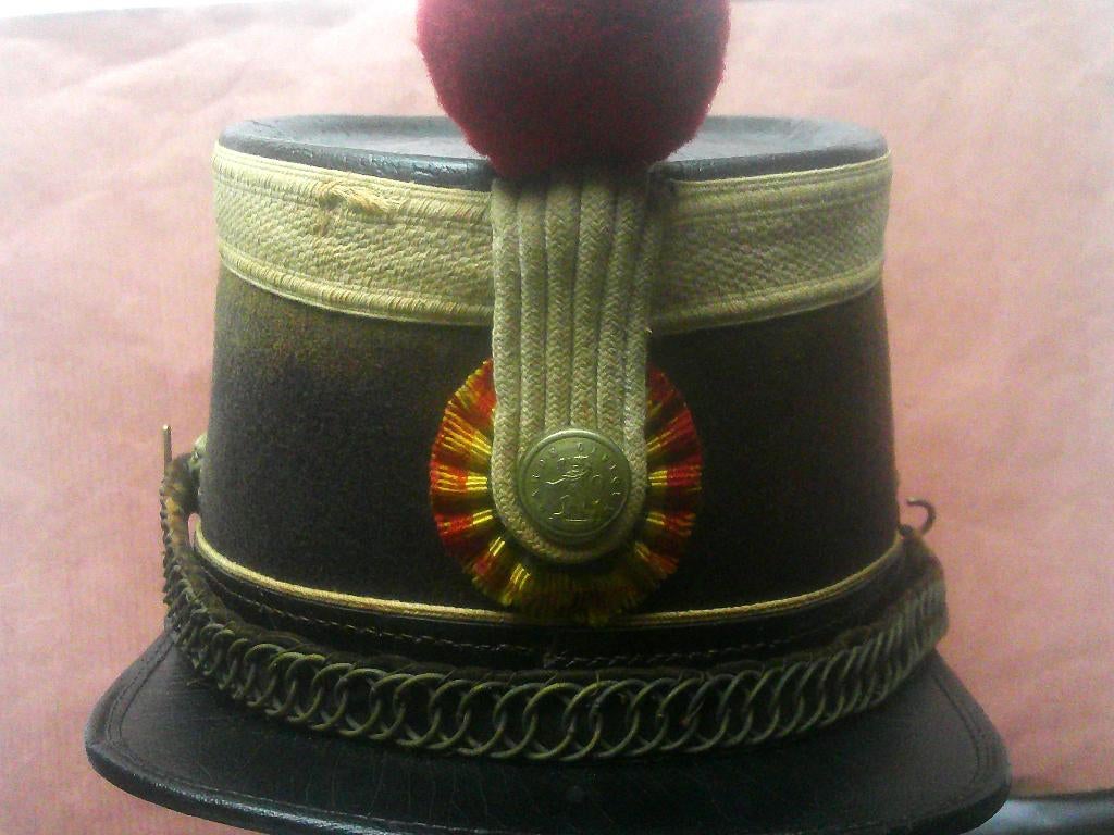 Shako belge Garde Civique d' Anderlecht lisez le descriptif, Verzamelen, Militaria | Algemeen, Verzenden, Landmacht, Helm of Baret