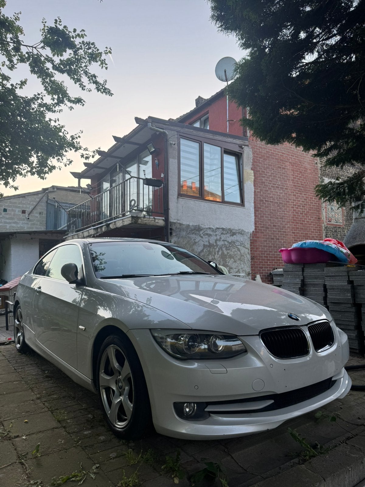 BMW E92 320D LCI AUTOMATIQUE 2011, Auto's, BMW, Automaat, Euro 5, Achterwielaandrijving, Zwart
