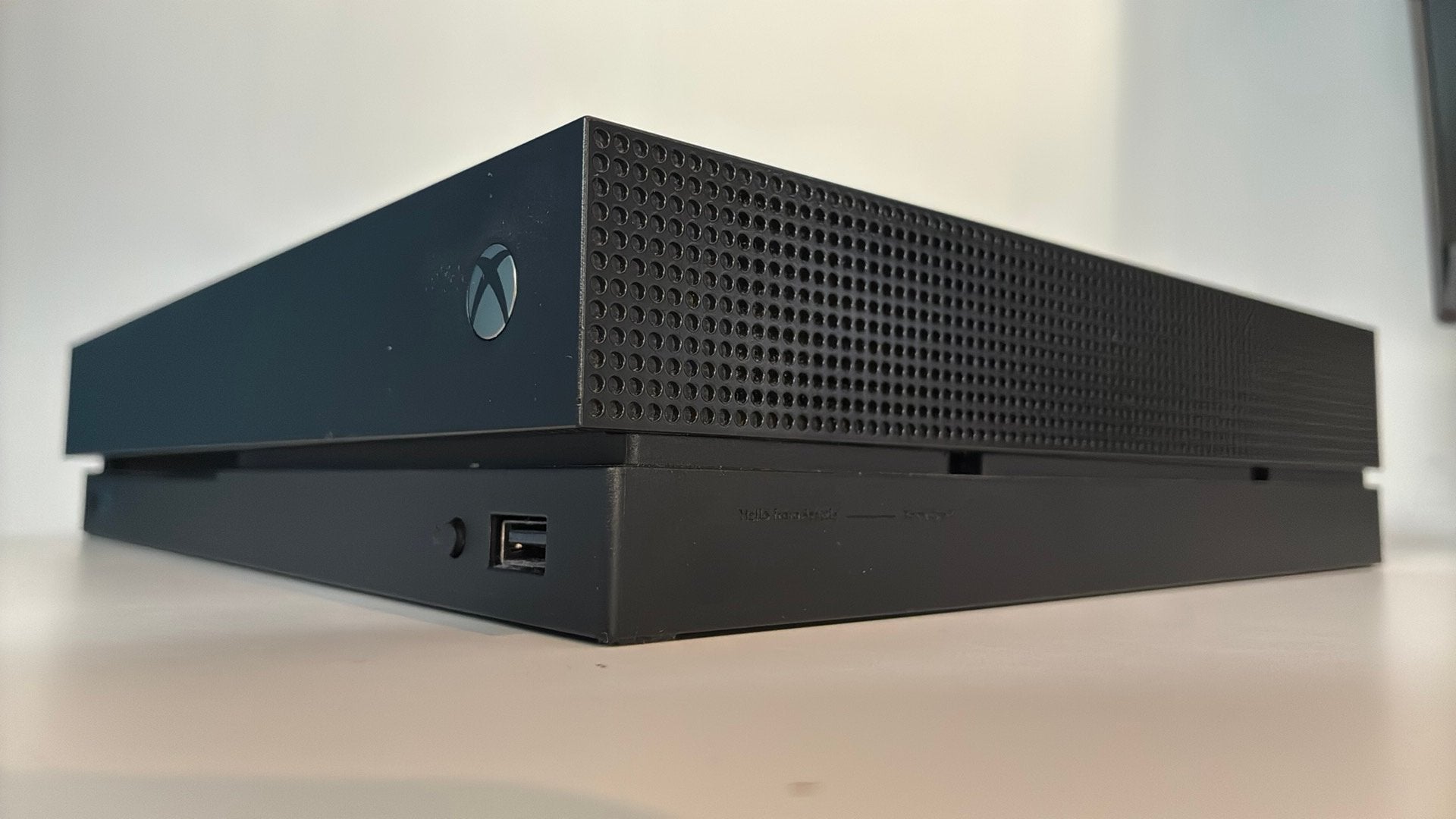 Xbox One X, Consoles de jeu & Jeux vidéo, Consoles de jeu | Xbox | Accessoires, Enlèvement, Utilisé, Xbox One