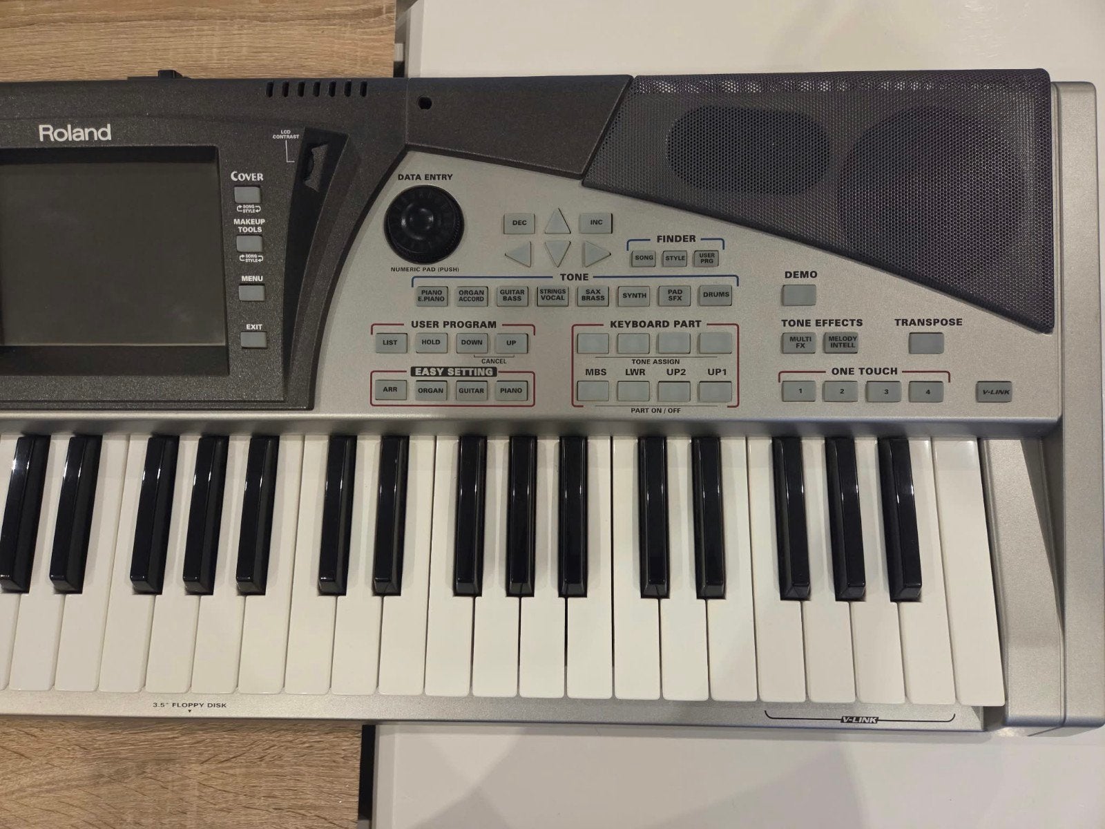 Roland E 50, Muziek en Instrumenten, Ophalen, Zo goed als nieuw, 61 toetsen, Roland