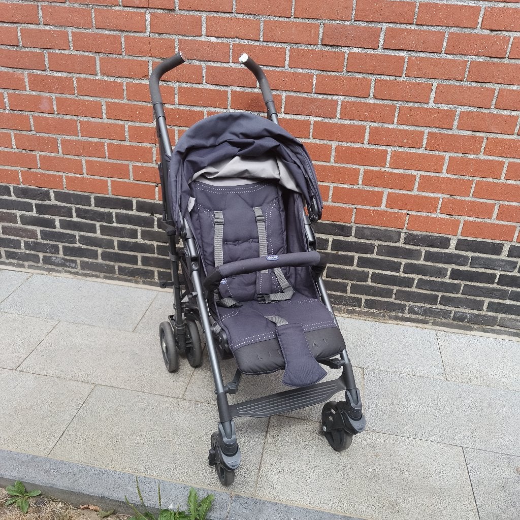 Chicco Liteway kinderbuggy met winterzak, Kinderen en Baby's, Buggy's, Ophalen, Zo goed als nieuw, Overige merken, Voetenzak