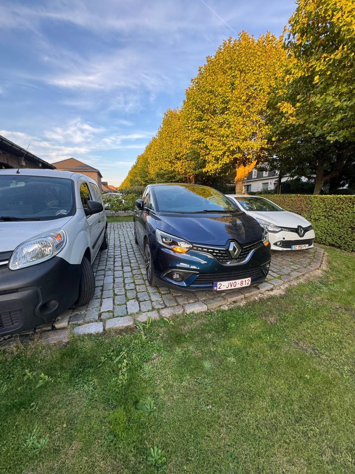Renault Scénic, initial, Paris, Autos, Cuir, Achat, Volant multifonction, Carnet d'entretien