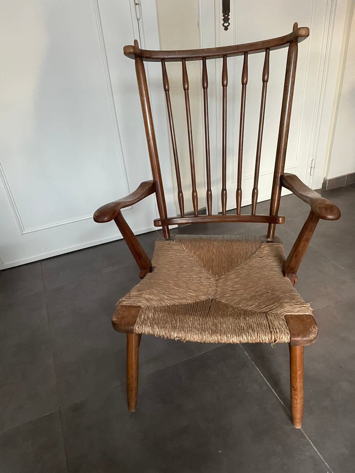 Fauteuil de salon design (1950-1960), Enlèvement