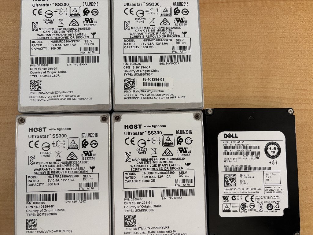 4 X 800 GB 1 X 1.6 GB SSD SAS Disken, Informatique & Logiciels, SAS, 1 x 16. TB , 4 X 800 GB, Enlèvement ou Envoi, SSD