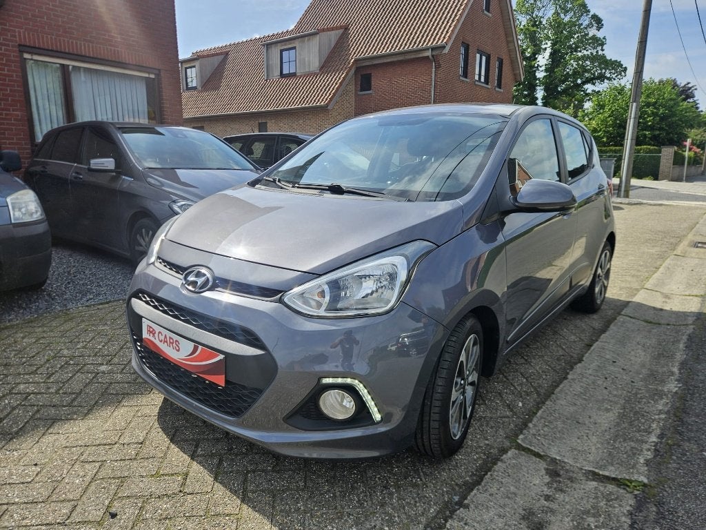 HYUNDAI i10/2016/BENZINE/EURO6b/106dKM/AIRCO, Auto's, Hyundai, Voorwielaandrijving, Dealer onderhouden, Stof, 4 cilinders