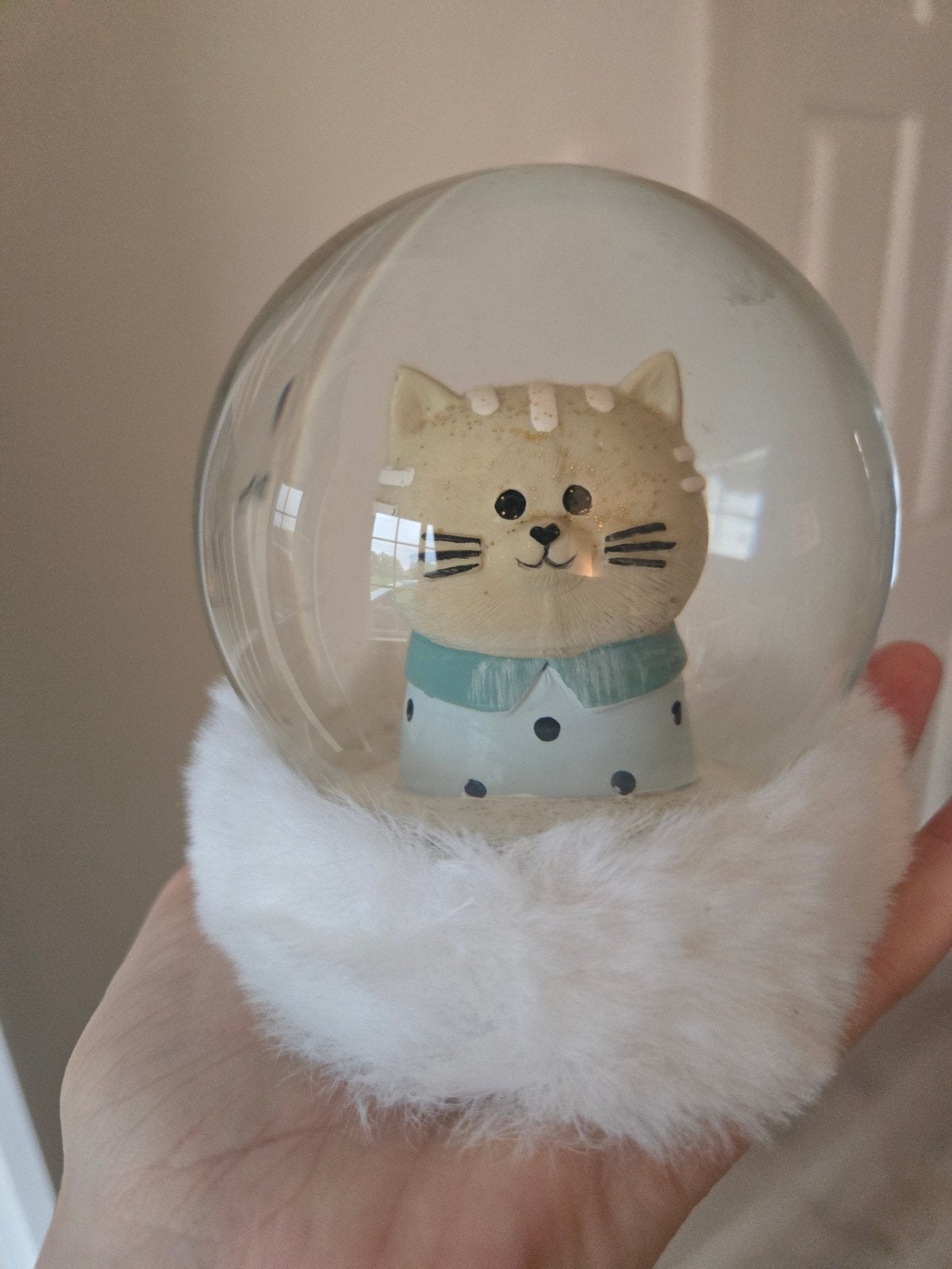 Sneeuwbol kat hema, Ophalen, Zo goed als nieuw, Dier