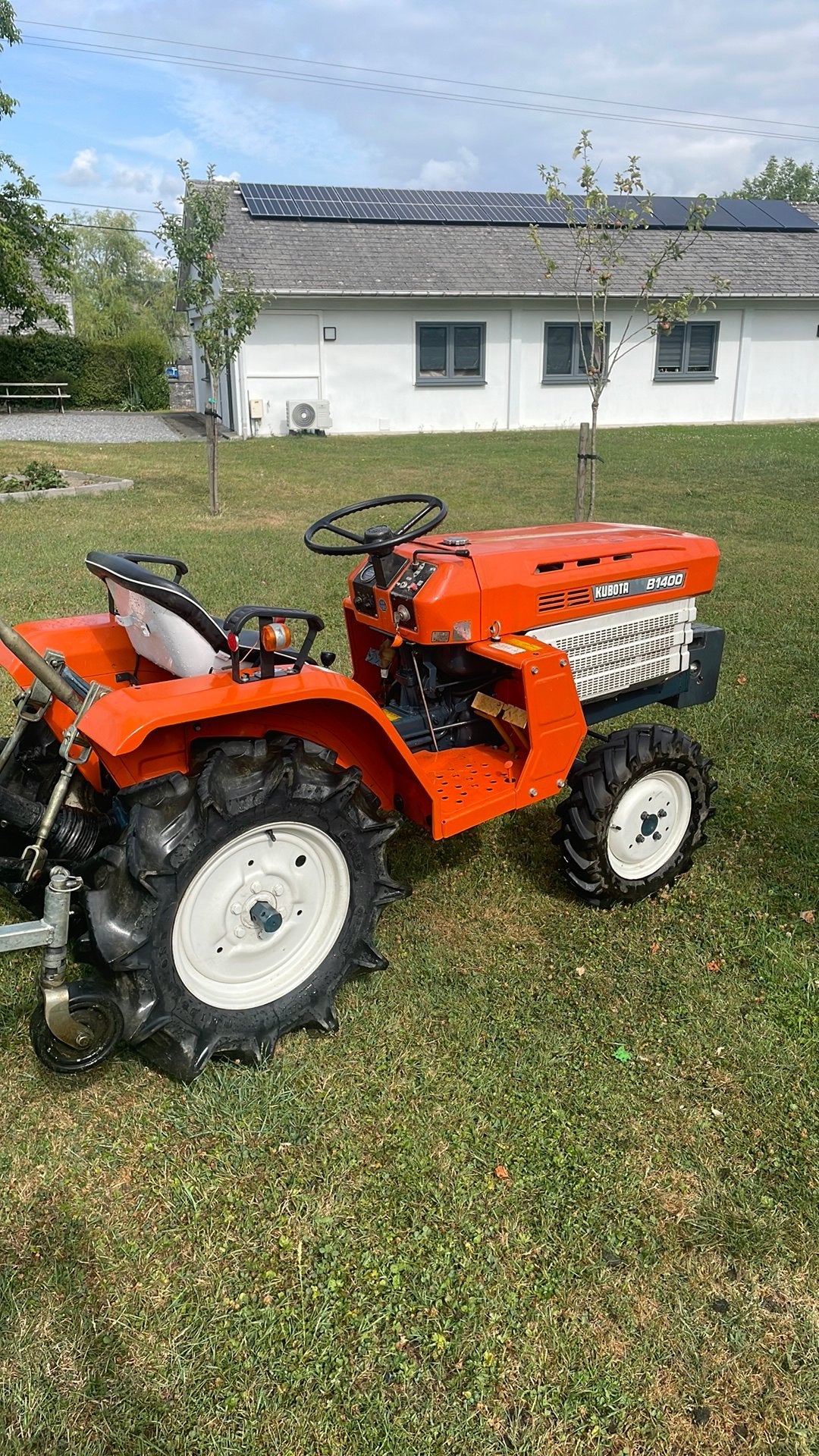 Tracteur kubota B 1400, Articles professionnels, Agriculture | Tracteurs, Autres marques, Jusqu'à 2500, Jusqu'à 80 ch, Enlèvement