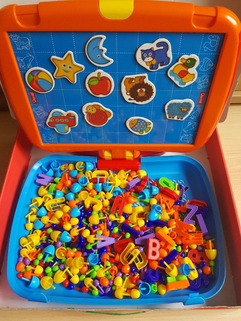 Magneet/insteekbord om mee te nemen, Ophalen of Verzenden, Gebruikt, Puzzelen