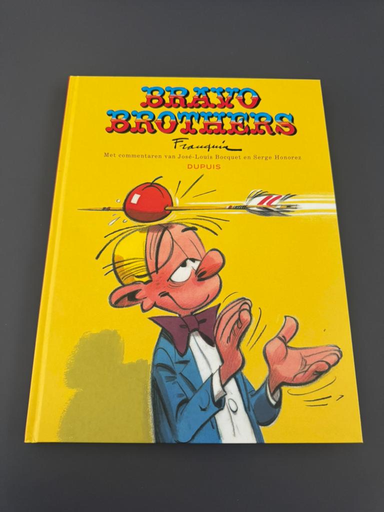 Bravo Brothers hardcover 2012 Franquin Dupuis perfecte staat, Boeken, Eén stripboek, Ophalen of Verzenden, Zo goed als nieuw