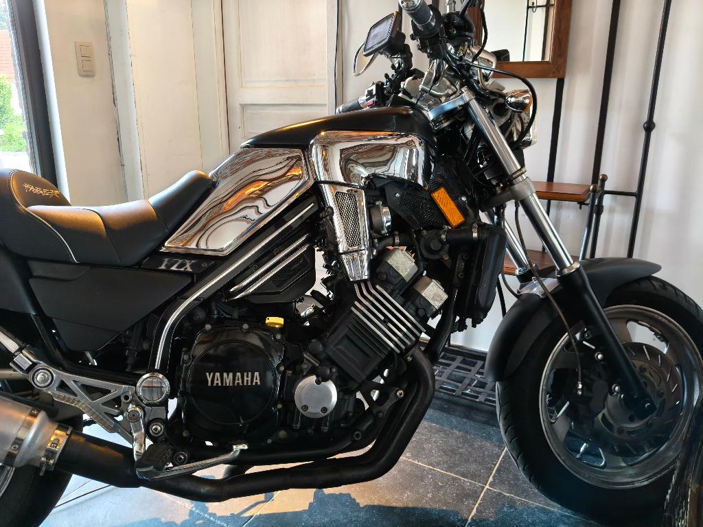 Yamaha FZX 750, 750 cm³, Occasion, Échappement sport, Particulier