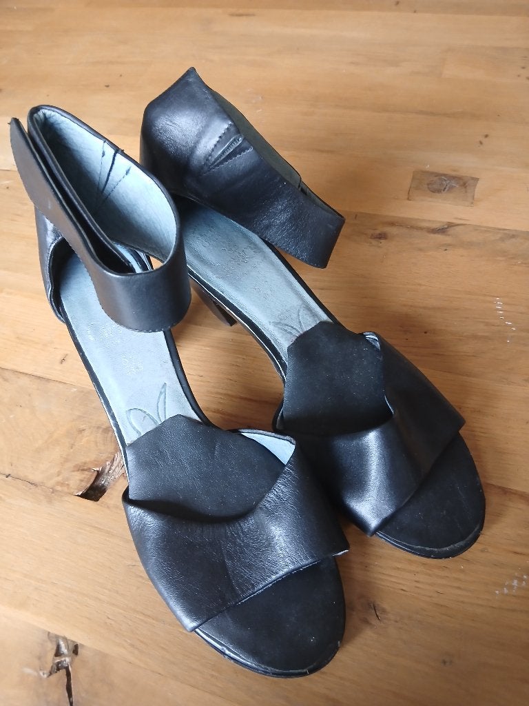 Sandaal dames, Ophalen, Zwart, Sandalen of Muiltjes, Gedragen