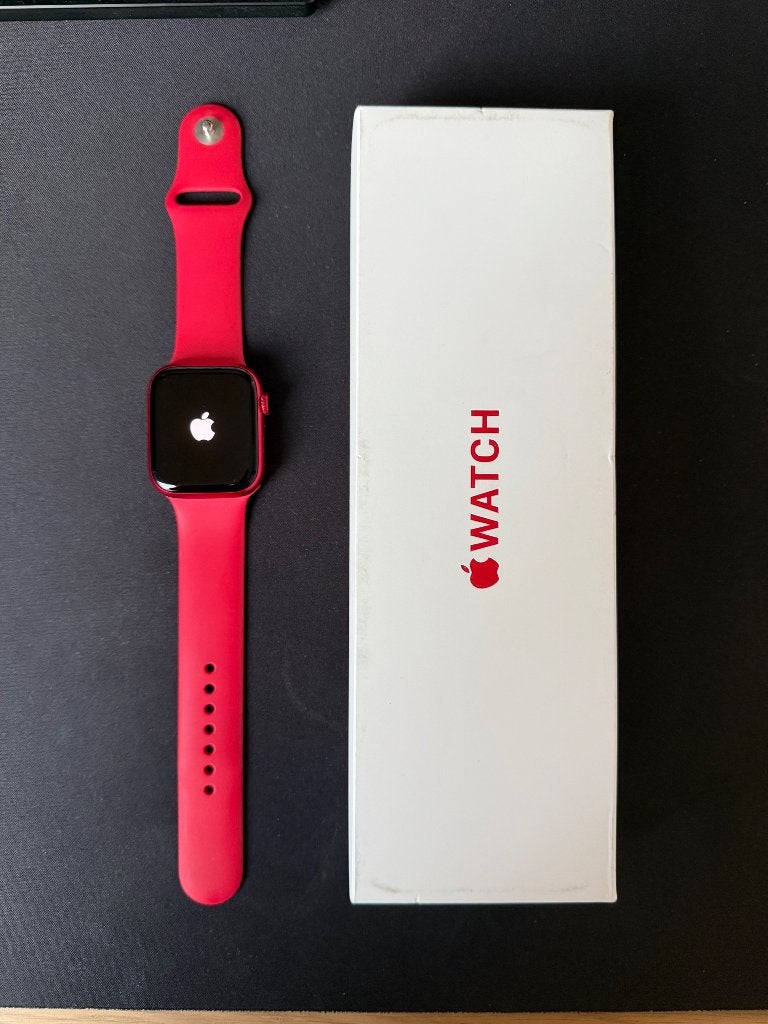 Apple Watch Series 9 45 mm PRODUCT(RED), Handtassen en Accessoires, Smartwatches, Apple Watch, Ophalen of Verzenden, Zo goed als nieuw