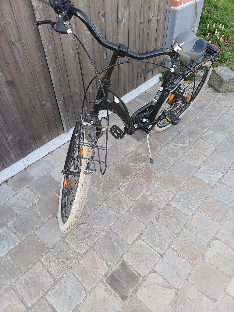 meisjesfiets MBM Agora 24 inch, Fietsen en Brommers, Fietsen | Meisjes, Zo goed als nieuw, 24 inch, Versnellingen, Velgrem, Ophalen
