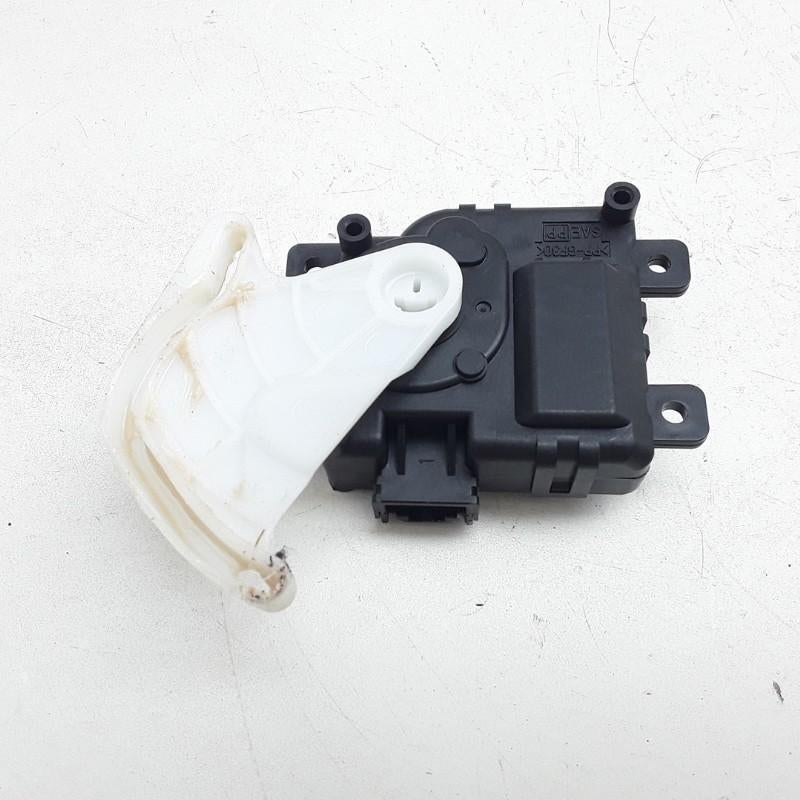 ACTIONNEUR MOTEUR VOLET CHAUFFAGE Suzuki Vitara (LY / MY), Utilisé, Suzuki