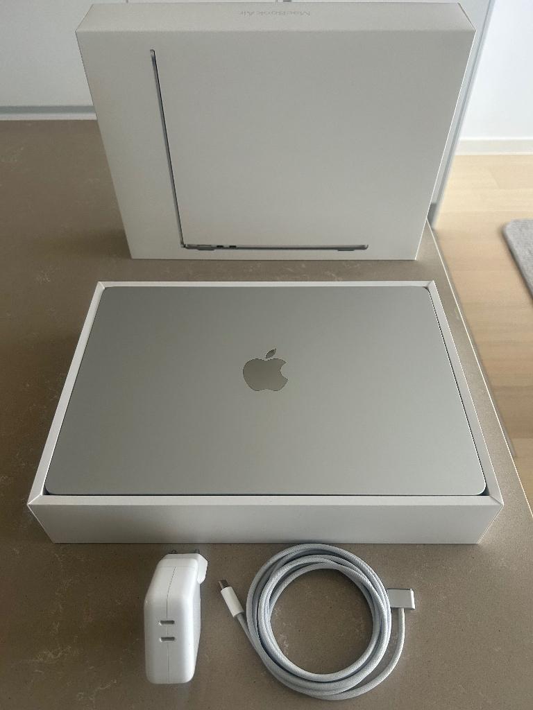 Apple MacBook Air 13.6" - M2 - 16GB - 256GB, Computers en Software, Apple Macbooks, Ophalen, Zo goed als nieuw, MacBook