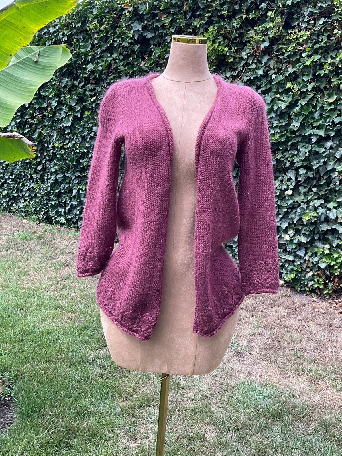 Gebreide vest 38 / 40, Kleding | Dames, Truien en Vesten, Ophalen, Zo goed als nieuw, Maat 38/40 (M)