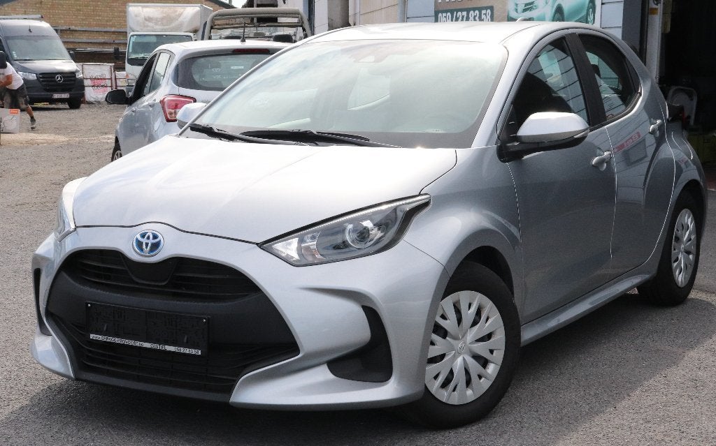 YARIS HybriD 1.5i automatique +euro6 * 22 000 km, Autos, Argent ou Gris, Achat, Euro 6, Entretenue par le concessionnaire