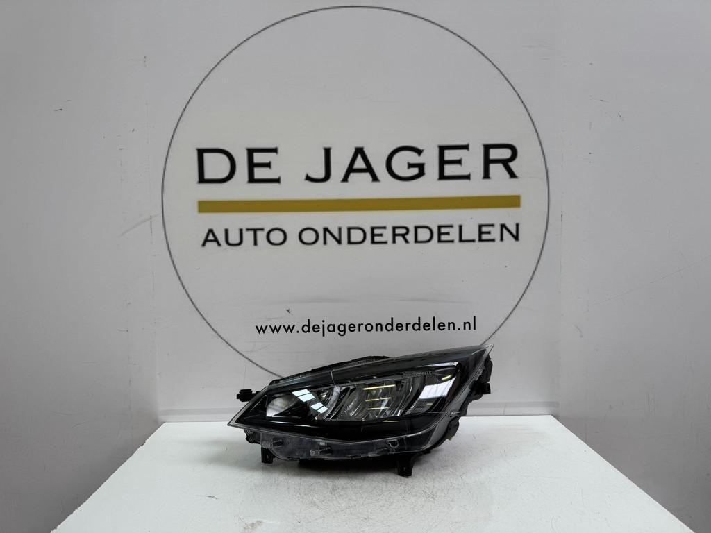 SEAT IBIZA ARONA FACELIFT KOPLAMP H7 LED LINKS 6F1941005F, Gebruikt, Autovia A-2, Km 585 585
08760  Martorell, ES, SEAT S.A., Customercare@seat.es