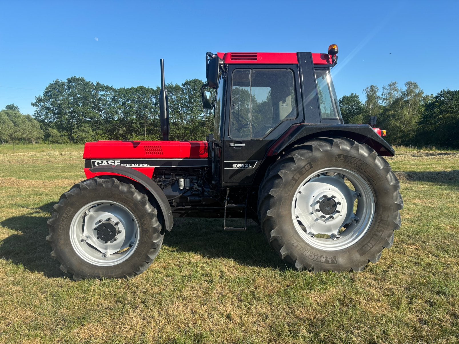 Case ih 1056xl, Articles professionnels, Agriculture | Tracteurs, Case IH, Enlèvement