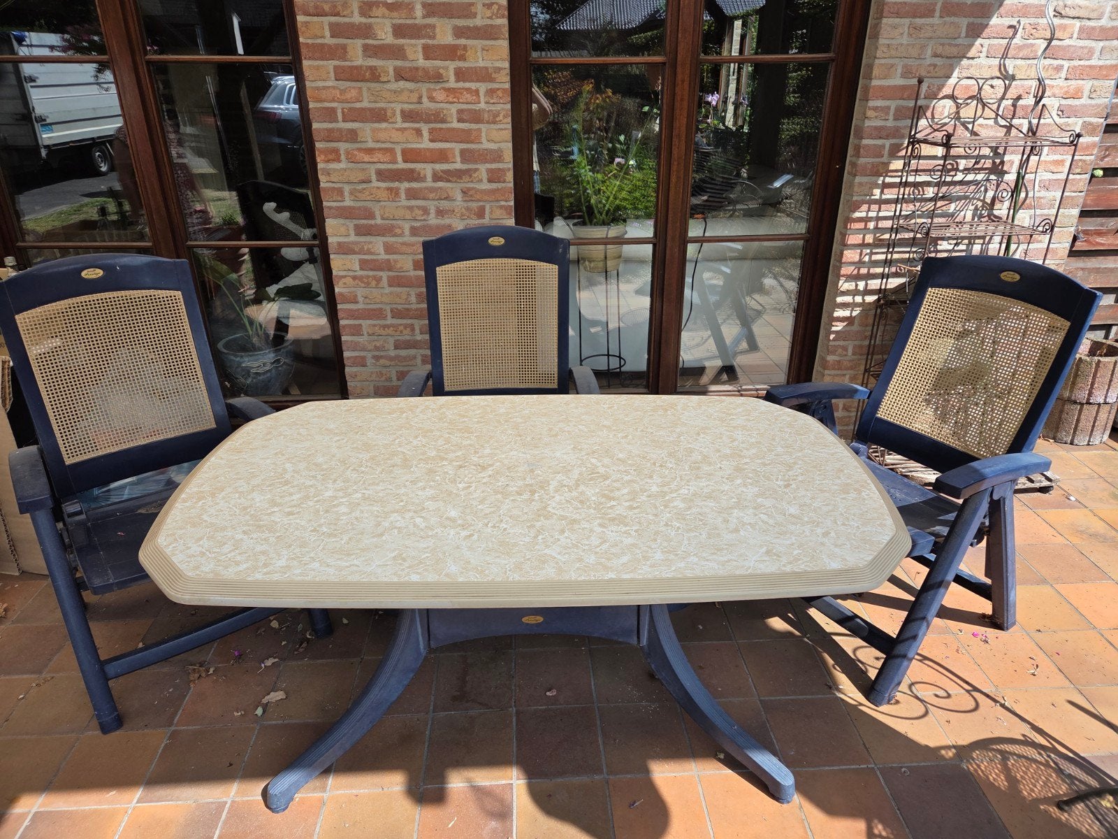 tuintafel met 3 stoelen merk "hartman", Enlèvement