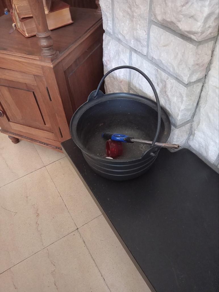 Seau à eau en fer pour le poêle à bois, Enlèvement ou Envoi