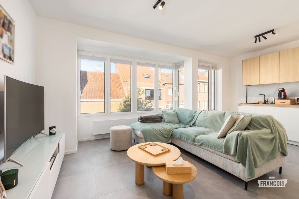 Appartement op rustige ligging TE KOOP!, Immo, Tot 200 m², 2 kamers, 69 m², Oostende