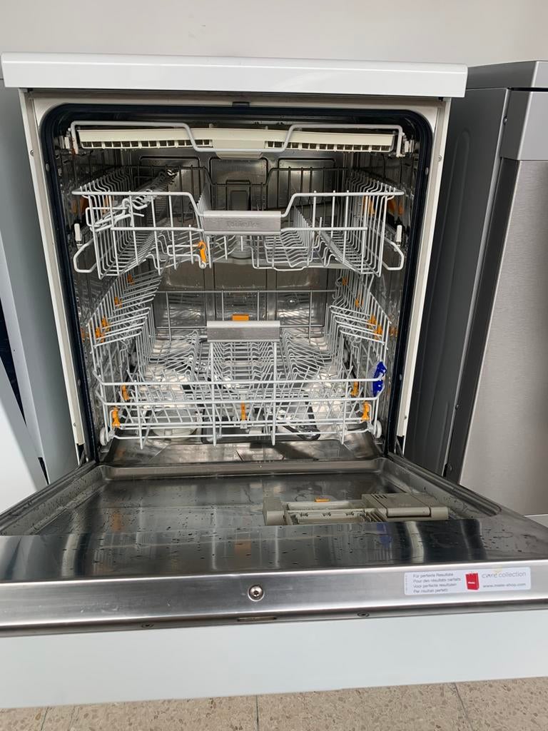 Miele G5220 SC, Ophalen, Gebruikt, Minder dan 85 cm, 60 cm of meer