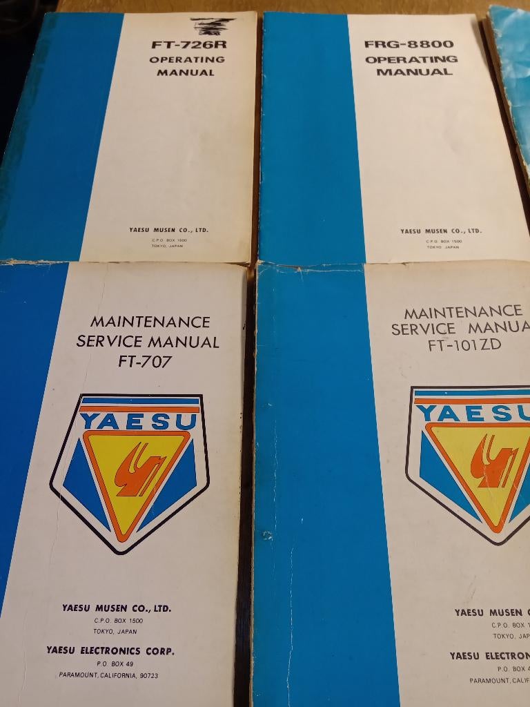 Operating en service manuals, Télécoms, Enlèvement ou Envoi, Utilisé