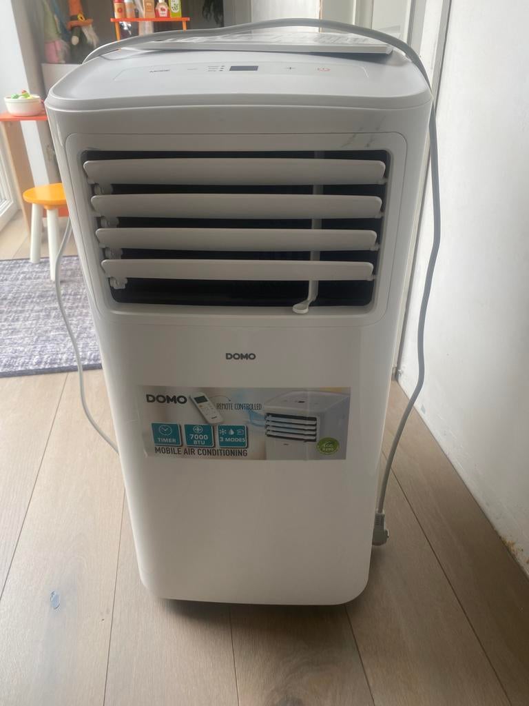 Mobiele airco  domo 2 stuks, Ophalen, Zo goed als nieuw, Mobiele airco