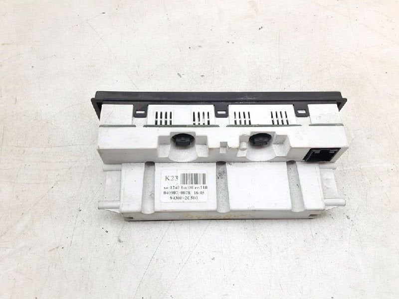 INTERIEUR DISPLAY Hyundai Coupe (|943002C500|), Auto-onderdelen, Gebruikt, Hyundai
