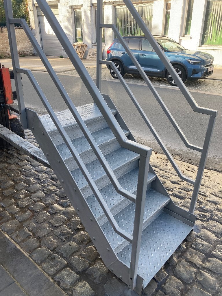 escalier en acier épais, Bricolage & Construction, Enlèvement, Escalier