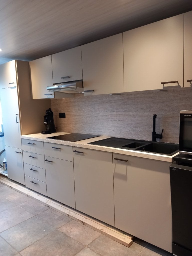 Zeer mooie keuken, zo goed als nieuw!, Ophalen, Enkelwandige keuken, Zo goed als nieuw, Kunststof