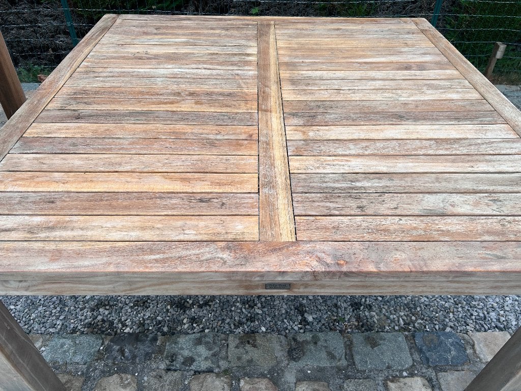 2 tables de jardin  en teck 150x150, Enlèvement, Utilisé