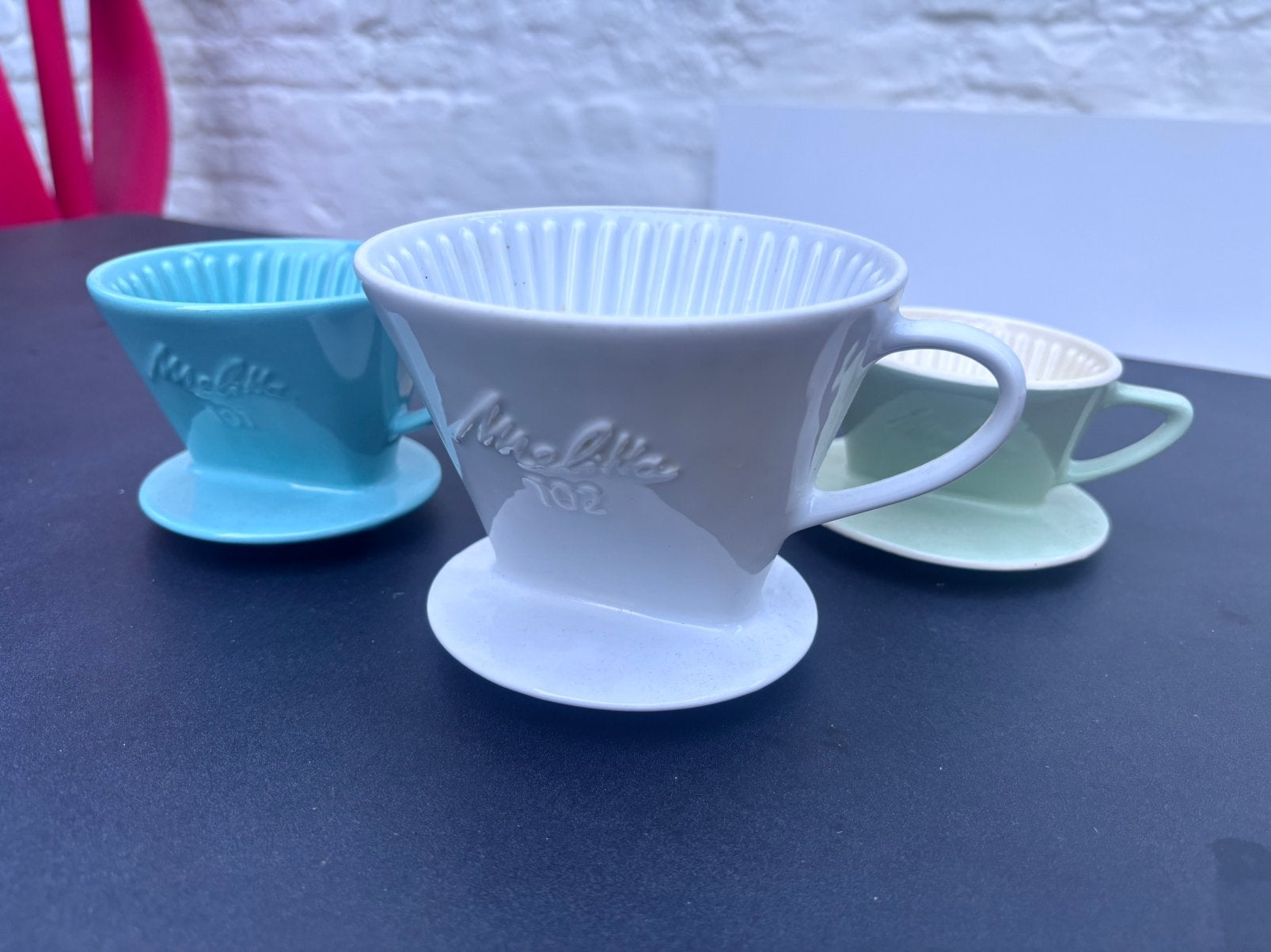 Melitta porseleinen koffiefilters 4 pastelkleuren, Antiek en Kunst, Ophalen