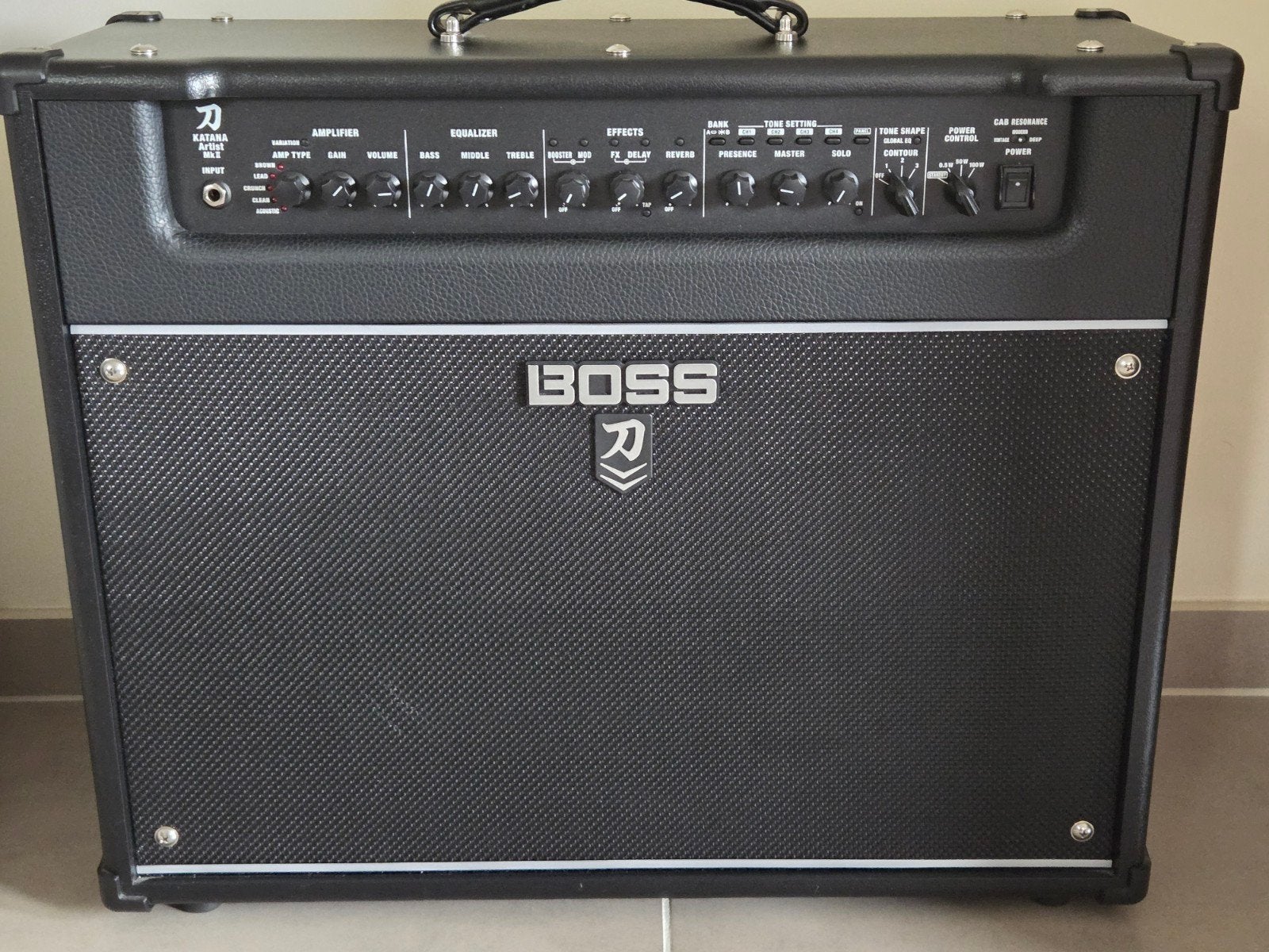 Als nieuwe Boss Katana Mk 2 Artist!!, Ophalen, Zo goed als nieuw, Gitaar, 50 tot 100 watt