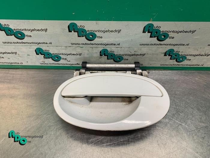 Poignée portière 4portes arrière gauche d'un Opel Meriva, Autos : Pièces & Accessoires, -, Opel, 3 mois de garantie, Utilisé