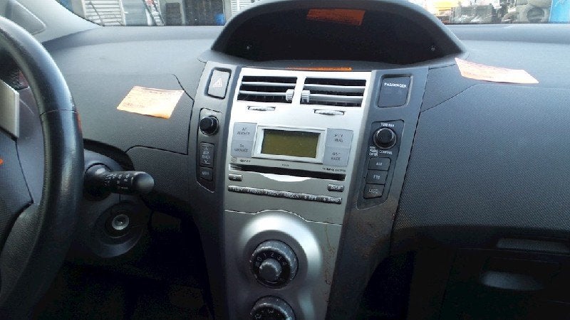 RADIO Toyota Yaris II (P9) (01-2005/12-2014), Auto-onderdelen, Gebruikt, Kundenbetreuung@toyota.de, Toyota, Toyota-Allee 2
50858  Köln, DE