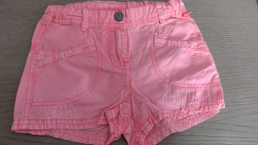 MEXX short maat 104, Kinderen en Baby's, Kinderkleding | Maat 104, Meisje, Ophalen of Verzenden, Zo goed als nieuw, Mexx