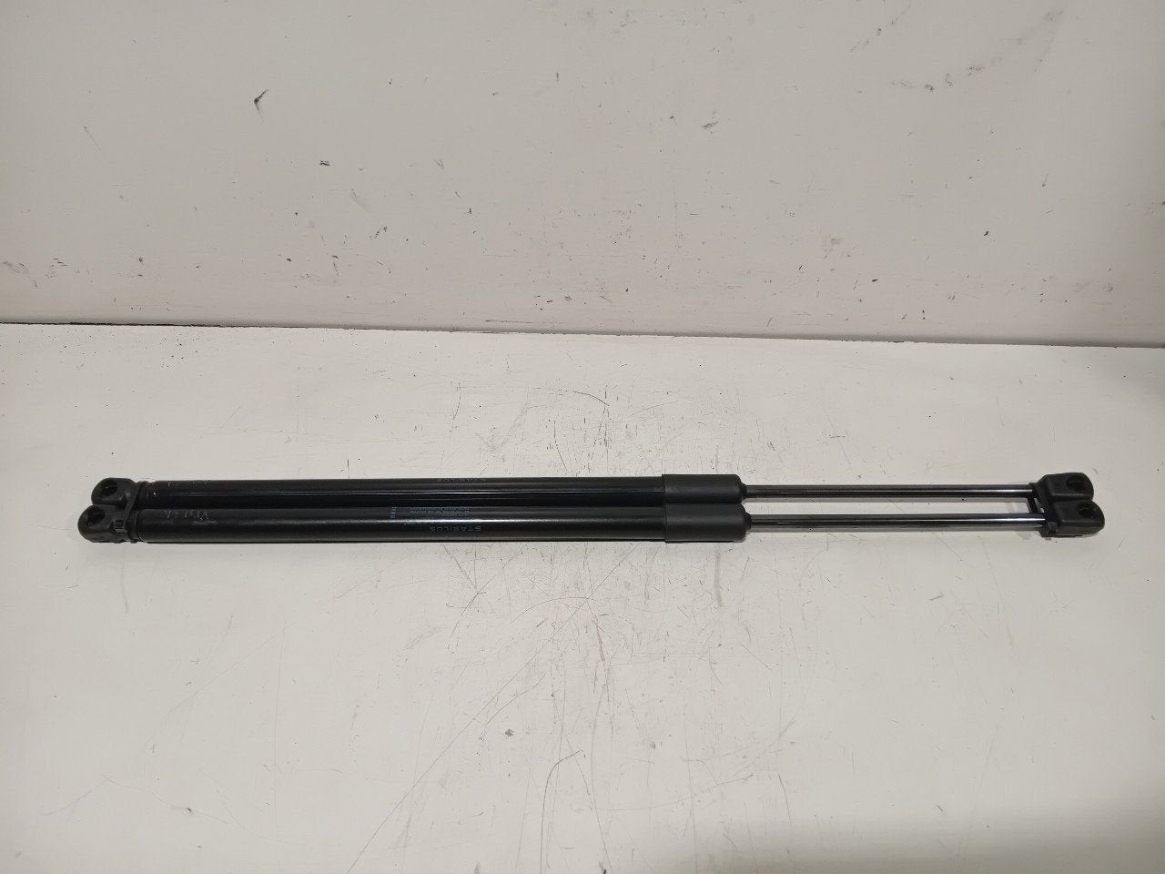 Gasdrukveerset achter Renault Austral, Onderdelen@venauto.nl, Van der Ven Autorecycling B.V., Gebruikt, Ettenseweg 76, 4706 PB Roosendaal, The Netherlands