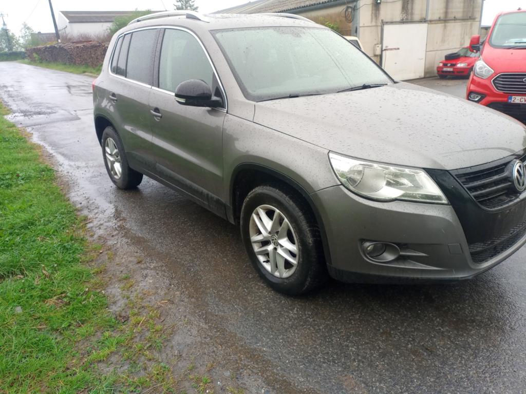 Vw Tiguan 2.0 TDi 4 motion pour export problème moteur, Auto's, Volkswagen, 100 kW, Stof, 4 cilinders, Particulier