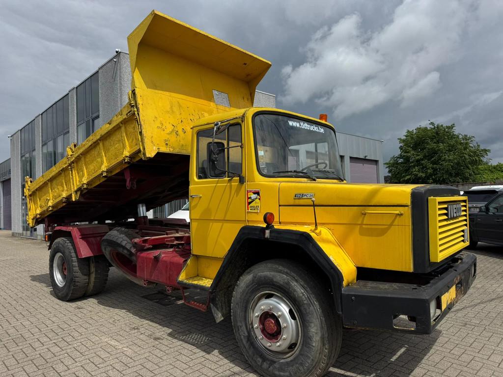 Iveco Magirus 190 *190PAC26-6CYL-FRENCH TRUCK* (bj 1980), Autos, Camions, Achat, Entreprise, Boîte manuelle, Diesel