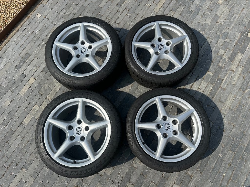 Porsche 997 originele 18” velgenset met banden, Neuf, Pneus et Jantes, Enlèvement ou Envoi, Véhicule de tourisme