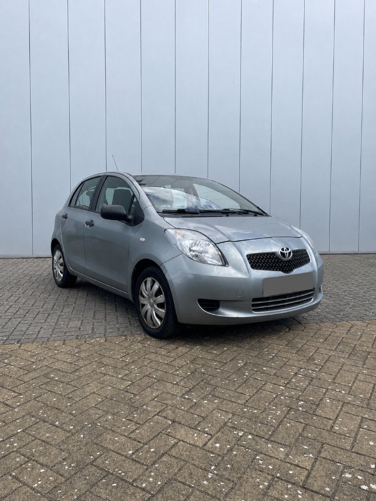 Toyota Yaris, Auto's, Toyota, Voorwielaandrijving, 4 deurs, Stof, Zwart
