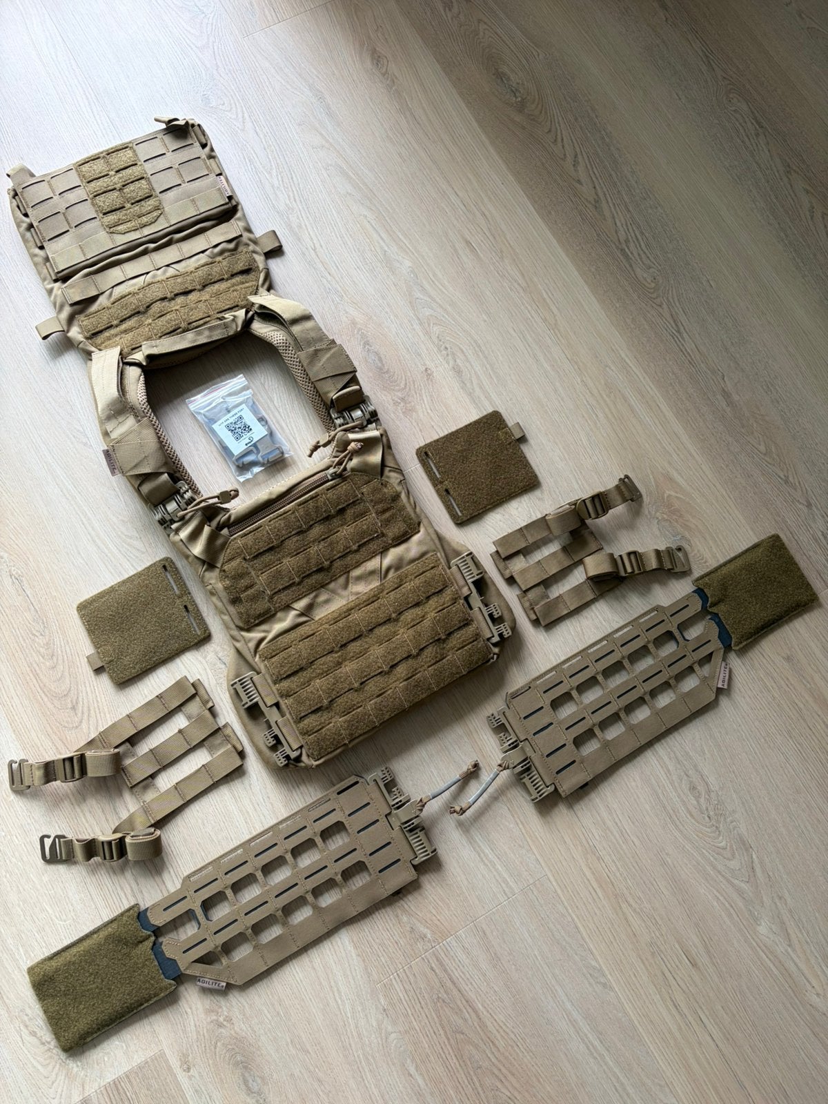 Porte-plasues K19 + cummerbund, Collections, Envoi, Armée de terre, Vêtements ou Chaussures